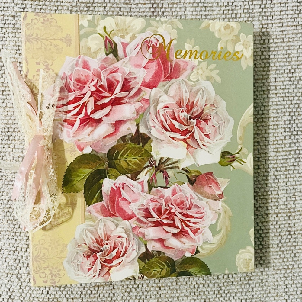 🌸 Vintage Floral Photo Album Memory Book – Victorian Roses Design, Lace Ribbon - Picture 12 of 12